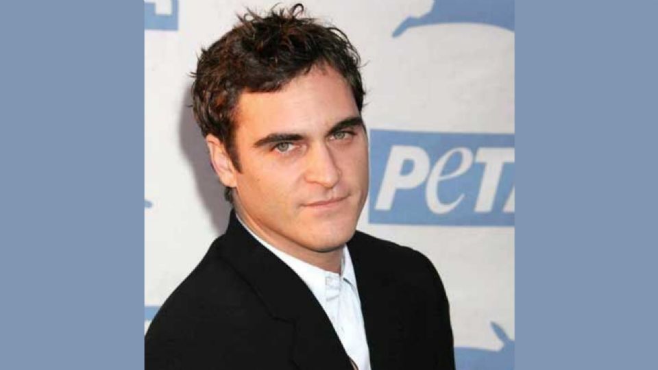 Joaquin Phoenix abandona proyecto fílmico de temática gay en Guadalajara.