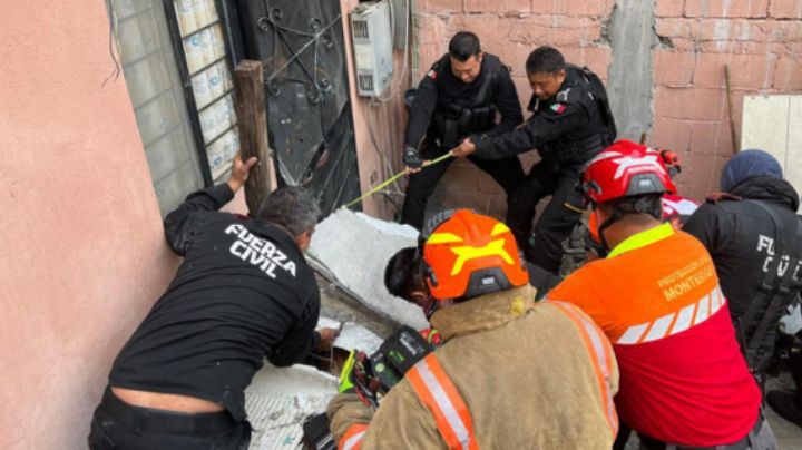 Hombre queda atrapado al colapsar el techo de su casa en Monterrey