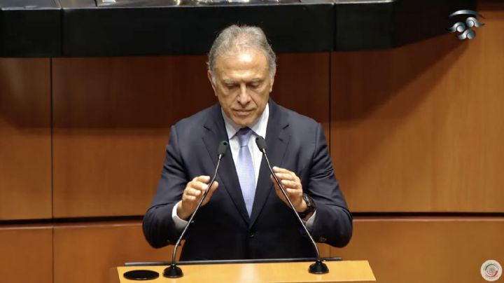 Yunes suple a su hijo en el Senado