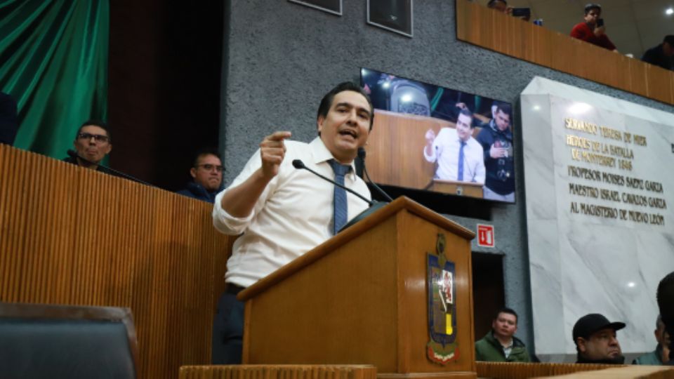 Eduardo Gaona en su faceta como diputado de Movimiento Ciudadano.