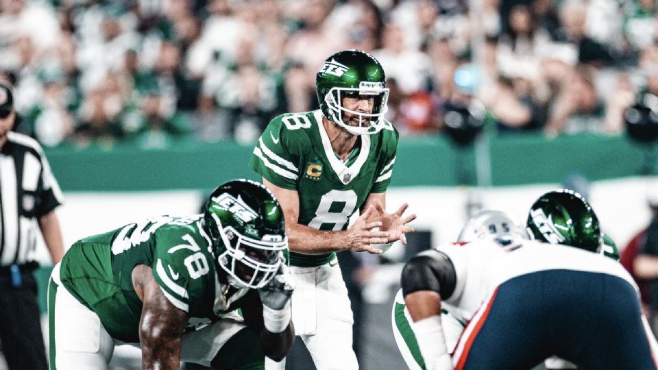 Los Jets dominan a los Patriots gracias a la brillante actuación de Aaron Rodgers