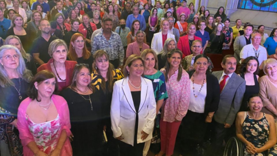 Laura López rinde último informe al frente del Instituto Estatal de las Mujeres.