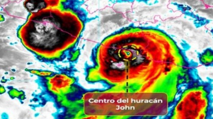Huracán John se intensifica a categoría 3 y toca tierra en Guerrero