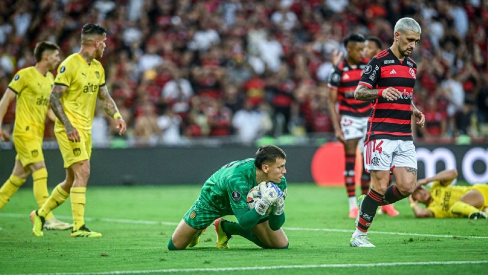 Peñarol vs Flamengo en la ida de los cuartos de final