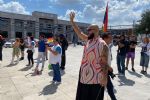 Comunidad LGBTIQ+ realiza protesta tras prohibición de Drag Queens en San Nicolás