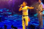 Niall Horan le pega a la nostalgia al cantar canciones de One Direction en Monterrey