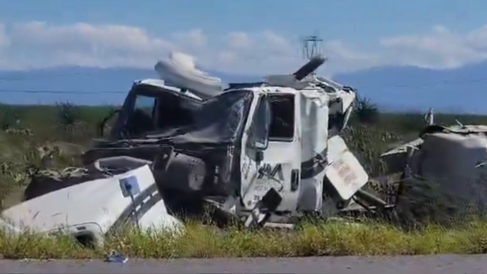 Pipa accidentada en Mina, Nuevo León