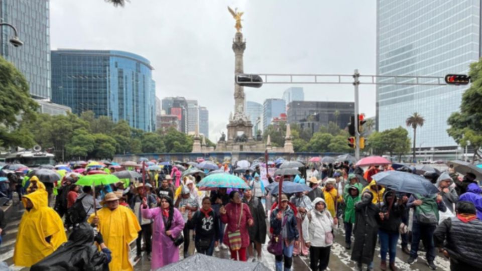 Contingente preparándose para la marcha.