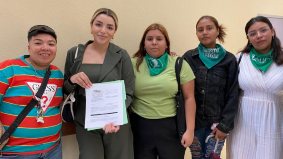 Integrantes del colectivo 'Morras Feministas Monterrey'.