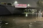 Se inunda tramo de la Av. Constitución por fuertes lluvias