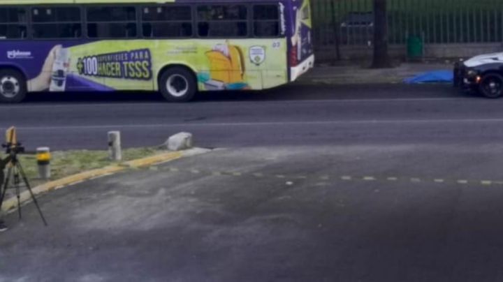 Hombre muere atropellado por un camión de la Ruta 203 en avenida Lázaro Cárdenas, Monterrey