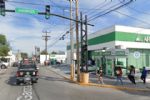 Disparan contra asaltante afuera de banco en el centro de Apodaca