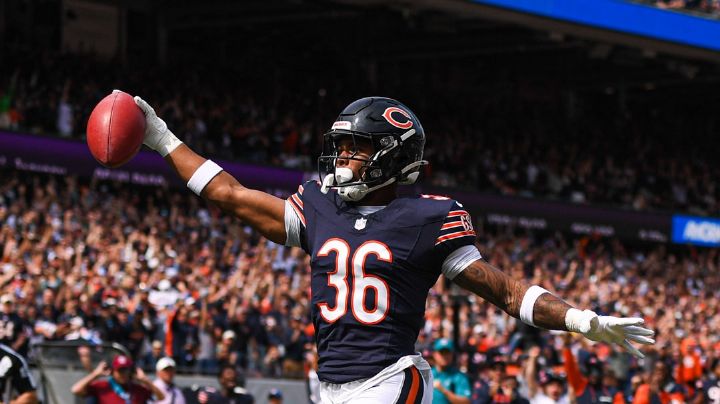 Chicago remonta 17 puntos en el debut de Caleb Williams y vence a Tennessee