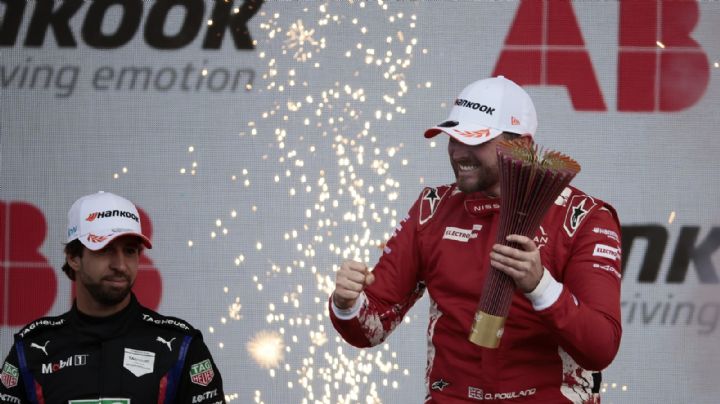 Rowland sorprende y gana el E-Prix de México 2025 en un final de infarto