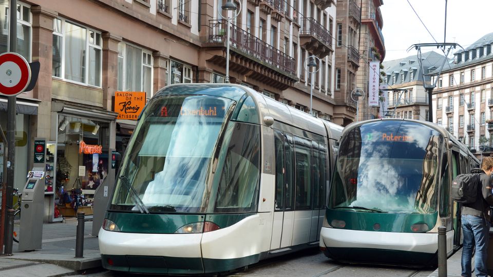 El accidente entre dos tranvías deja como saldo 50 heridos en Francia.