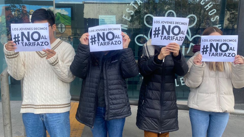 Jóvenes dicen 'no al tarifazo'