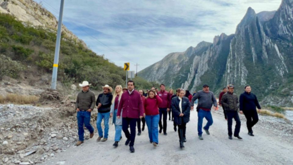 El alcalde de Santa Catarina, Jesús Nava Rivera, anunció la reapertura paulatina del Parque Ecológico La Huasteca al turismo responsable, luego de estar llevando a cabo la rehabilitación de caminos.