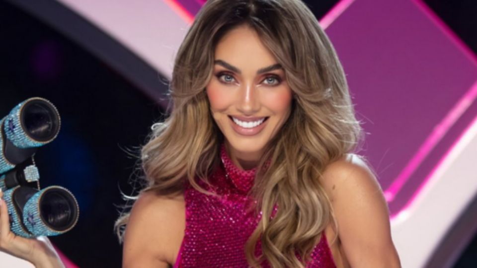 Anahí en el programa '¿Quién es la Máscara?'.