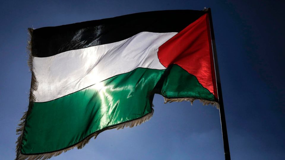 Bandera de Palestina | EFE/EPA/YAHYA ARHAB