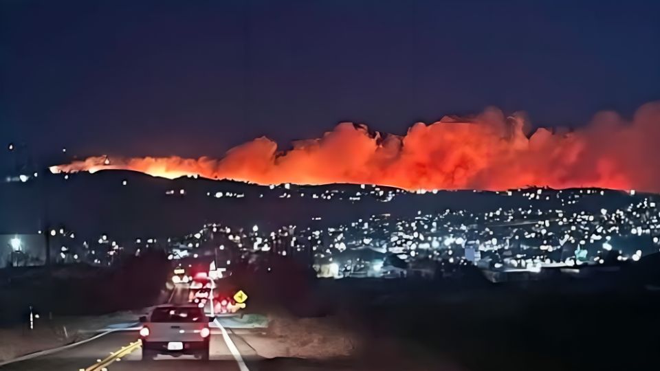 Se registran incendios forestales en Baja California.