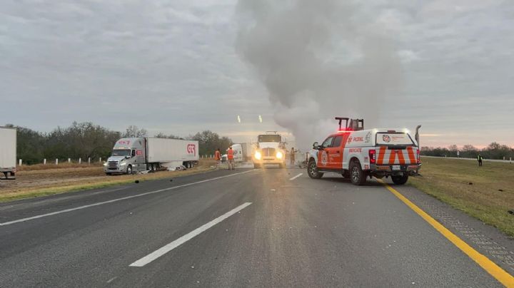¿Por qué cerraron la autopista Laredo-Monterrey?