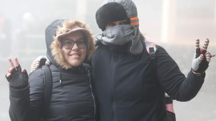 Chipinque amanece congelado y reúne a familias en un paisaje invernal en NL