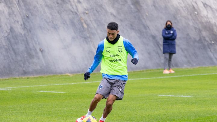 Rayados prioriza un central extranjero, Johan Rojas sería baja