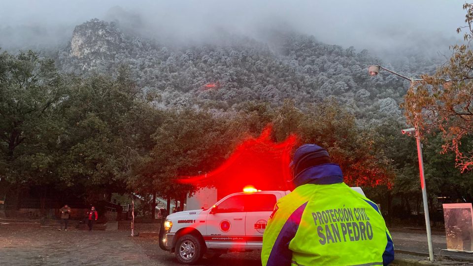 Protección Civil de San Pedro vigila montañas con presencia de aguanieve