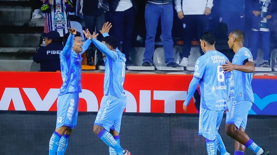 Pachuca derrota a Santos en casa