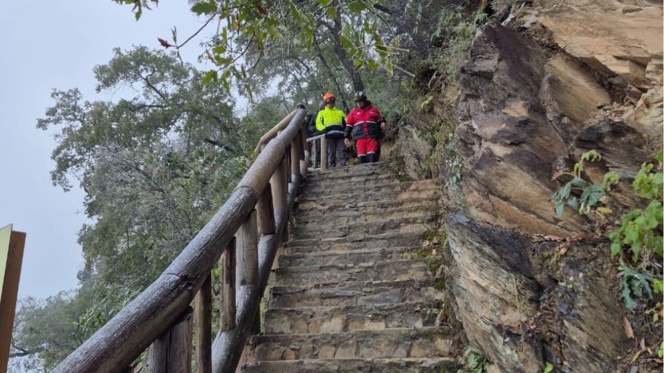 Mujer cae a barranco en Parque Chipinque