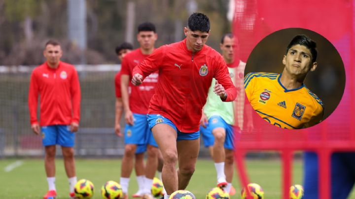 Alan Pulido y otros 5 jugadores que defendieron la camiseta de Chivas y Tigres