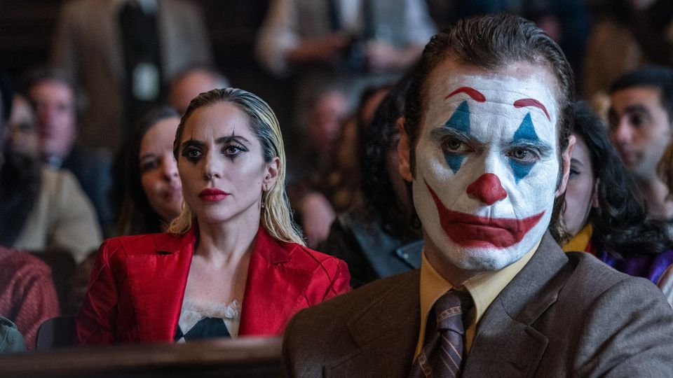 Lady Gaga (izq:) y Joaquin Phoenix, protagonistas de Joker 2 | Facebook / Joker Movie