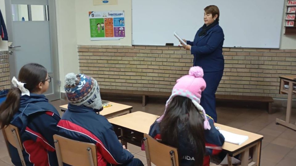 Imparten clases presenciales pese a frío en Nuevo León | Facebook / Secretaría de Educación Pública