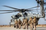 Marines de EU llegan a la frontera con México para impedir ingreso de migrantes