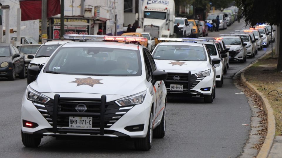 Entregan unidades en Guadalupe para reforzar la seguridad.