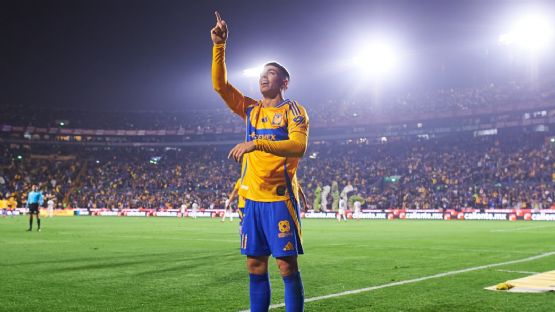 Tigres golea 4-0 a Tijuana y toma el liderato del Clausura 2025