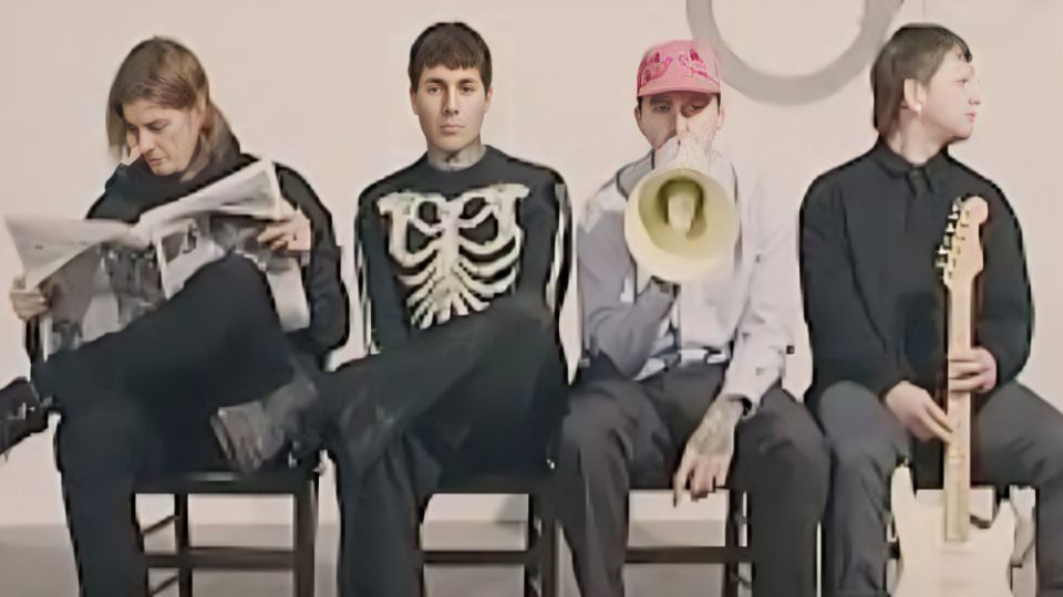 Bring Me The Horizon hace homenaje a Oasis con cover de 'Wonderwall' | Bring Me The Horizon