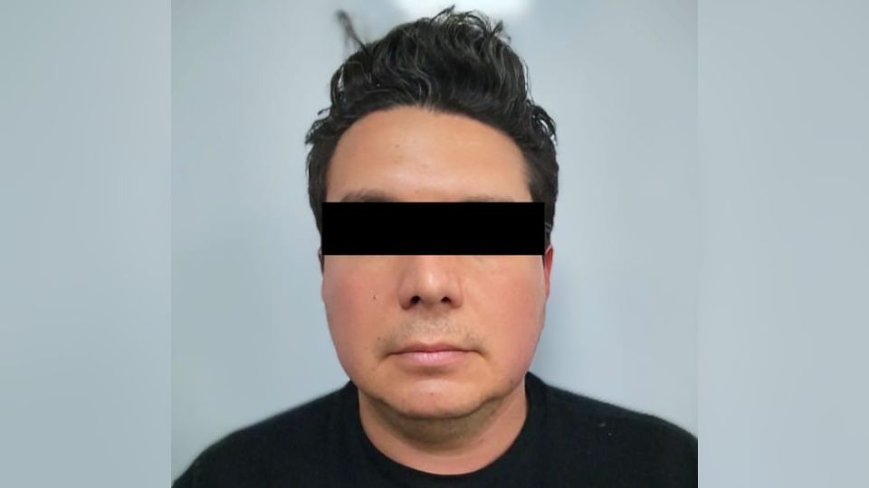 Hombre detenido por defraudar a empresa