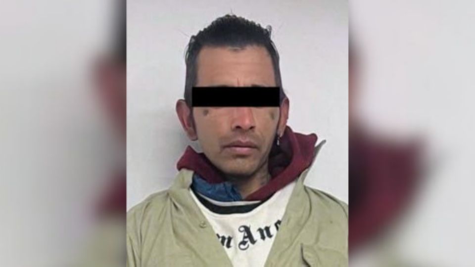 Vicente 'N' fue detenido en la colonia Arboledas de los Naranjos, de Juárez, NL por el presunto asesinato de un operador del transporte público el pasado 1 de noviembre de 2024 en esa misma colonia.