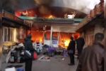 Incendio en mercado deja 8 muertos y 15 heridos en China