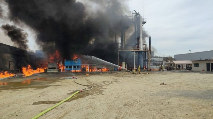 Se incendia fábrica de aditivos en Cadereyta, NL