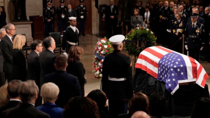 Féretro de Jimmy Carter llega al Capitolio para homenaje