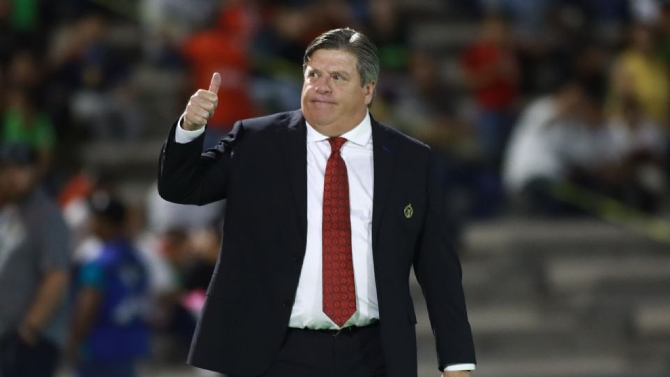 Miguel Herrera regresa a los banquillos para dirigir a Costa Rica