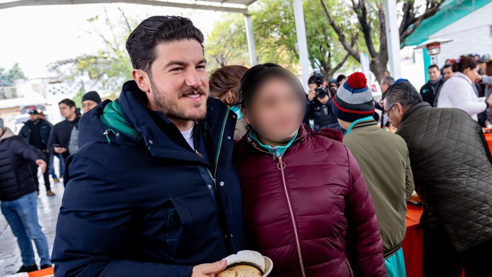 Samuel García acude a escuela en la colonia Fomerrey 112 | @samuel_garcias