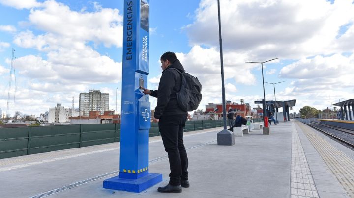 Apodaca invierte 6.7 mdp en tótems de seguridad; falla botón de auxilio