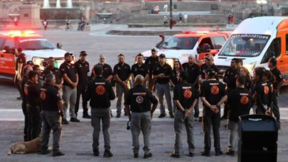 Elementos de Protección Civil de Nuevo León.