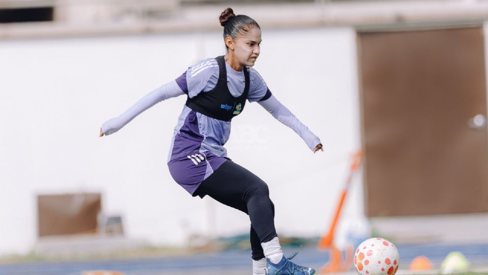 Cruz volvió a entrenar con Tigres Femenil tras seis meses de rehabilitación