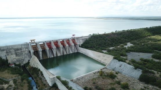 Samuel García confirma que agua de El Cuchillo no se llevará a Tamaulipas