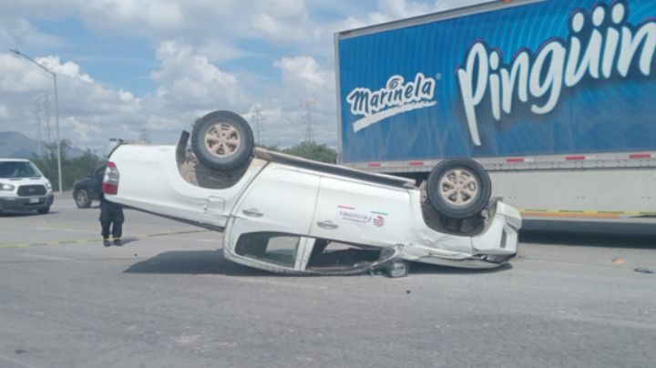 Volcadura deja un muerto y 7 heridos en la carretera a Monclova