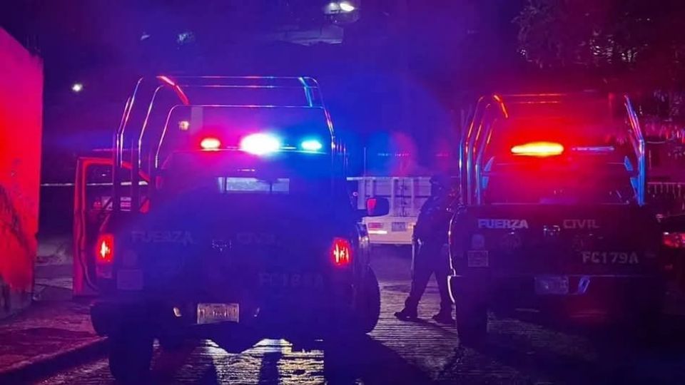 Elementos de la Policía de Monterrey en el lugar de los hechos